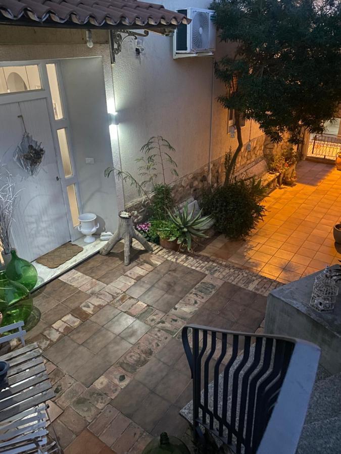 Bed and Breakfast Il Giardino D'Ulisse Reggio Calabria Exterior foto